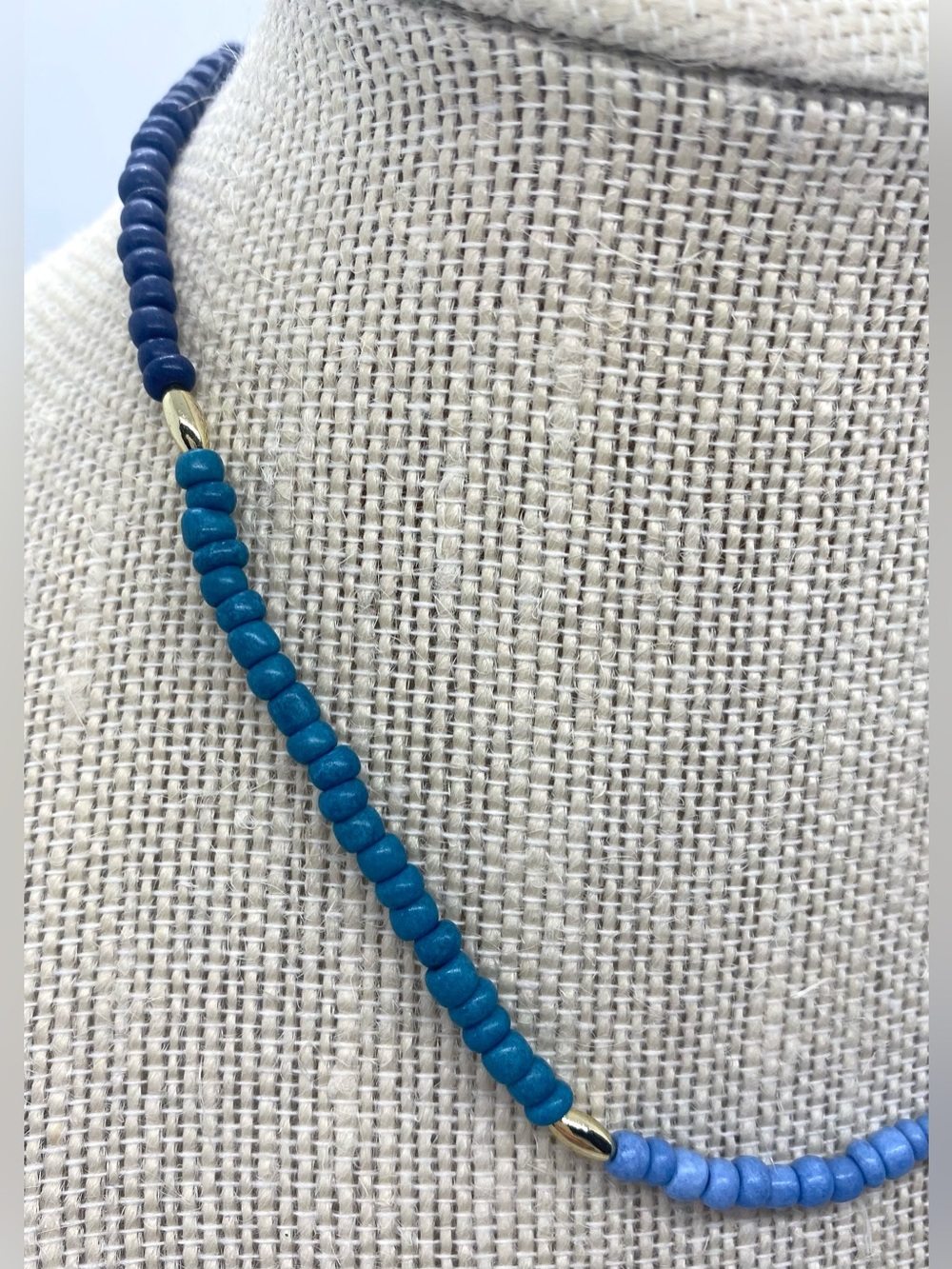 Blue Ombré Gold Choker Beaded Necklace with White Gold Shell Charm Boho Festival - Picture 4 of 11